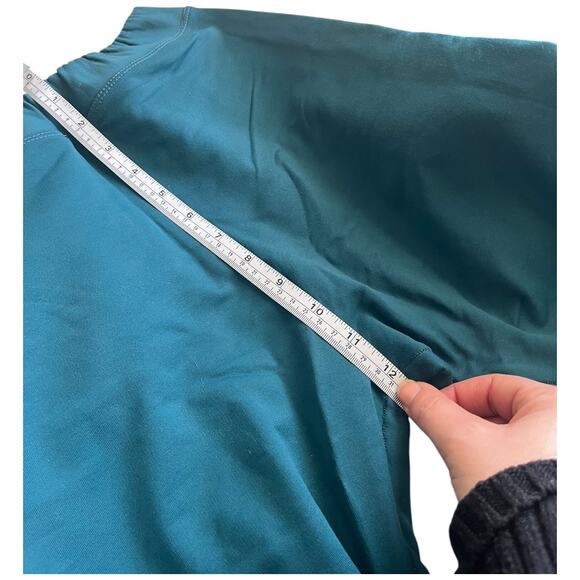 No Brand teal set cross back sports bra high waist bermuda bike short NWOT Small - Picture 3 of 3